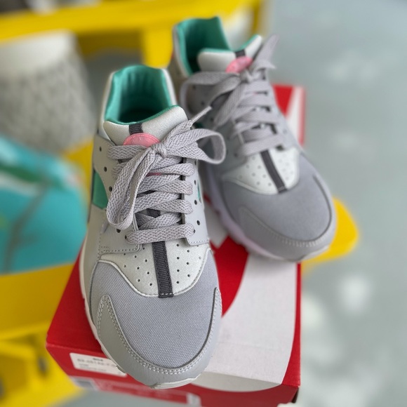 Nike Huarache Watermelon - Picture 4 of 5